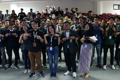 Sandhika Galih giving a talk at GDG Bandung event